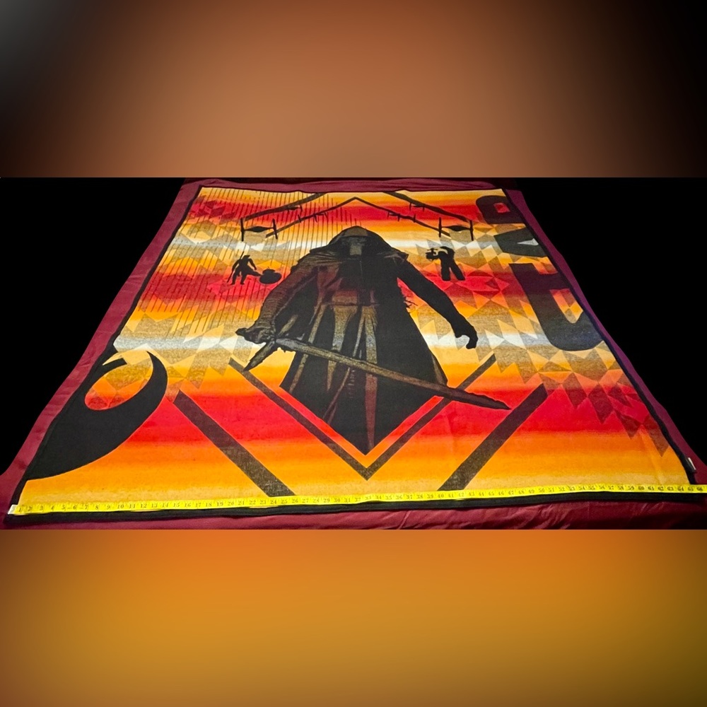 Pendleton Star Wars “The Force Awakens” collectible blanket.